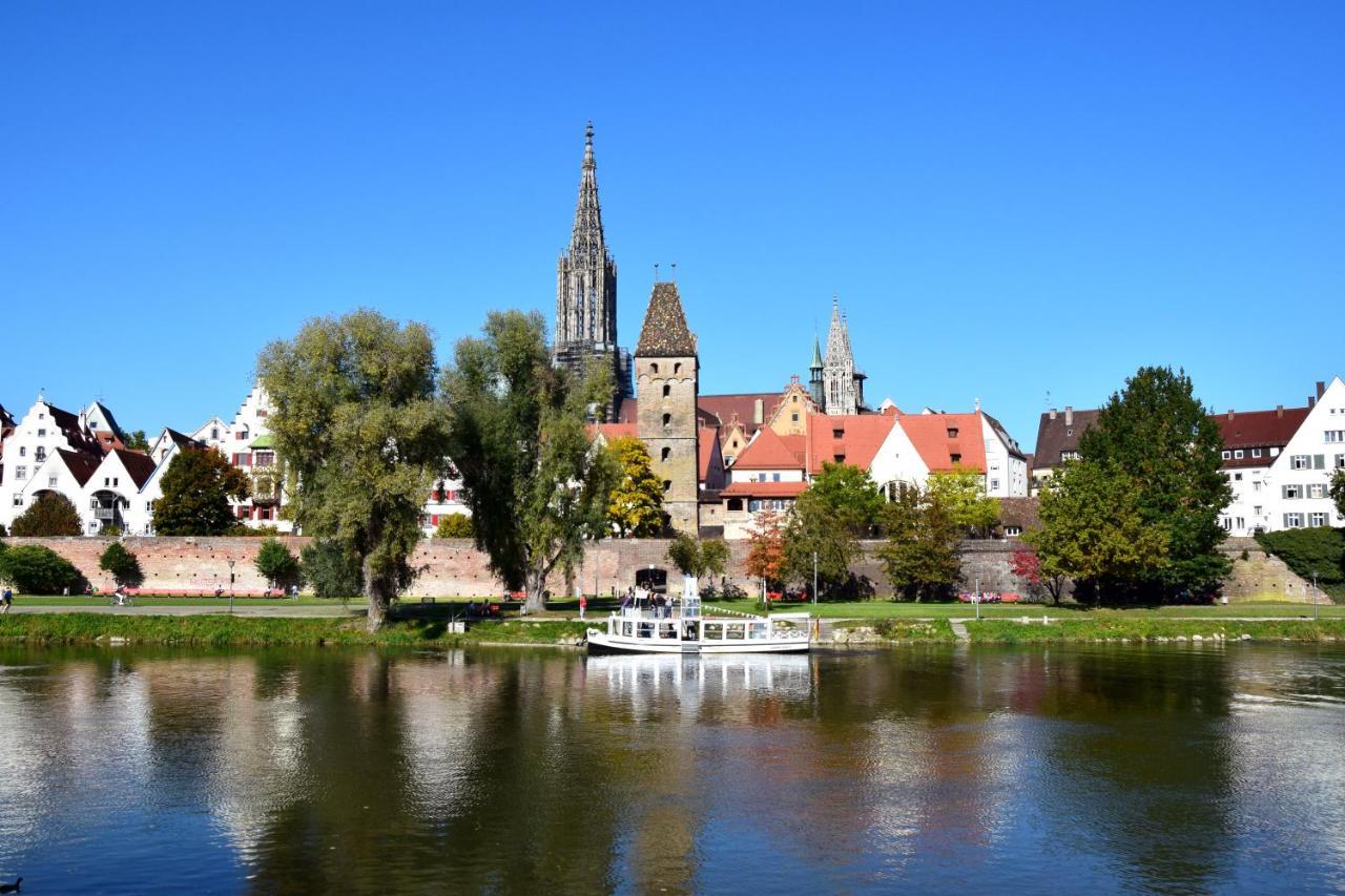 Hotel Roter Loewe Ulm Exterior photo